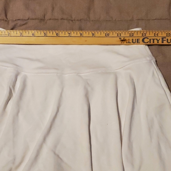 Hollister White  Pleated Ultra High Rise Tennis Pickle Ball Skort Size M - Picture 4 of 6